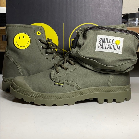smiley palladium boots
